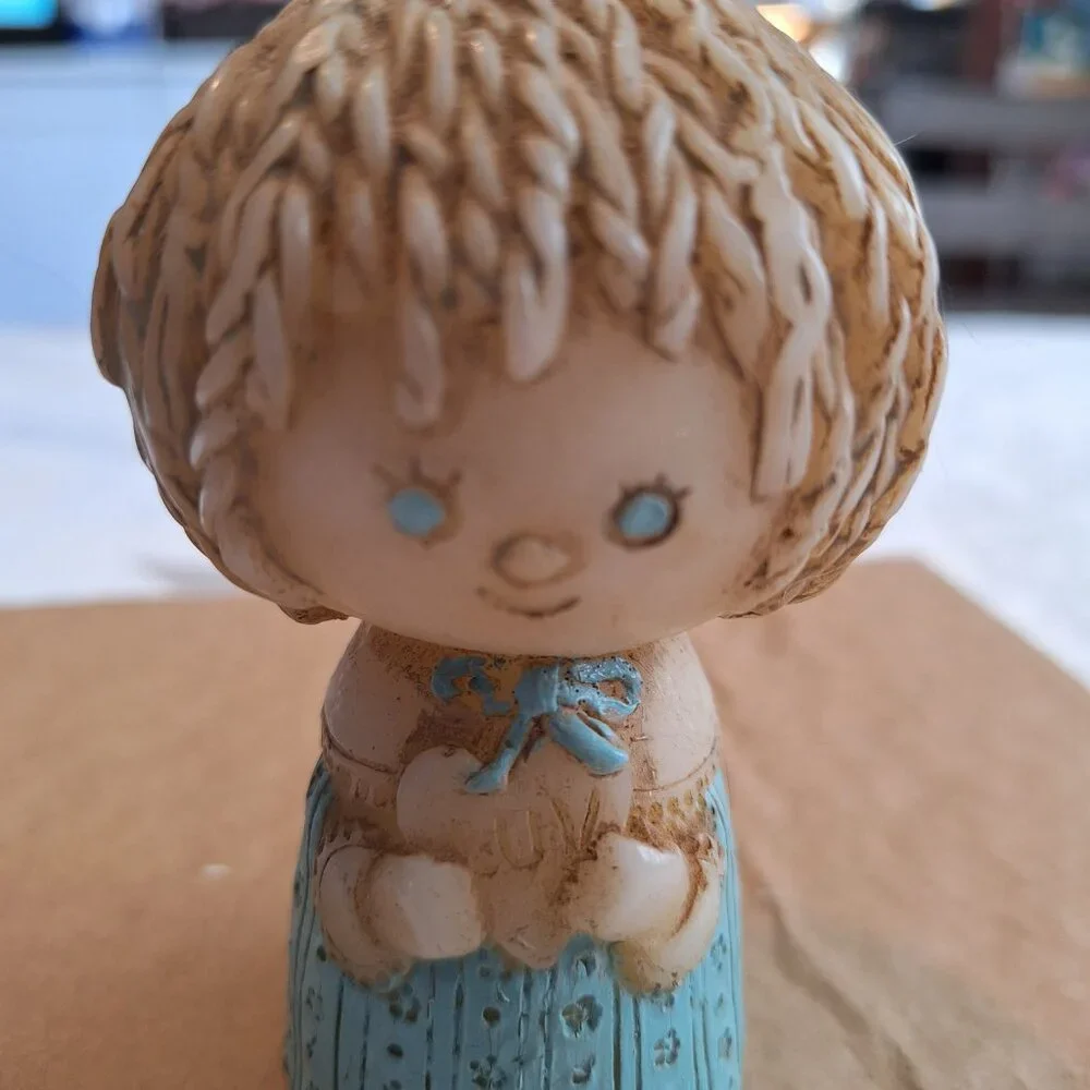 Vintage Hallmark‎ Ambassador Diplomat Candle Folk Art Girl Made In Japan